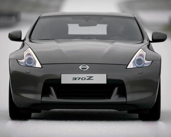 Фото Nissan 370Z I Купе