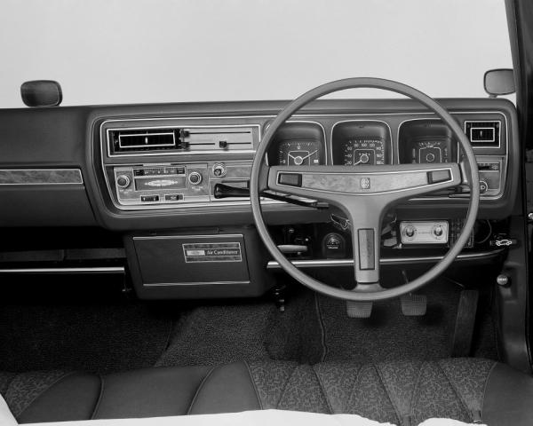 Фото Nissan Cedric III (230) Седан