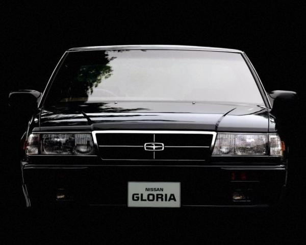 Фото Nissan Gloria VIII (Y31) Седан