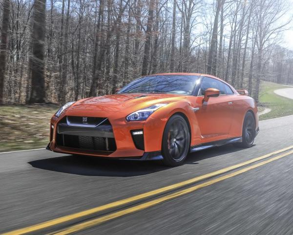 Фото Nissan GT-R R35 Рестайлинг 3 Купе