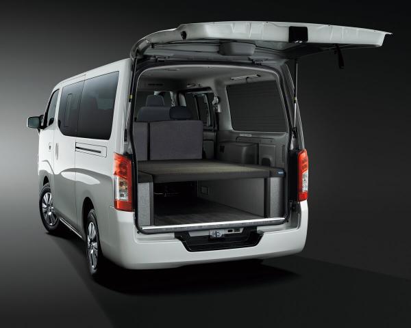 Фото Nissan NV350 Caravan I Рестайлинг Минивэн