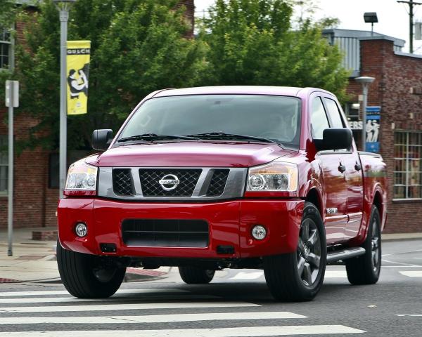 Фото Nissan Titan I Рестайлинг Пикап Двойная кабина