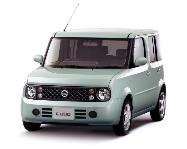 Фото Nissan Cube II (Z11) Компактвэн