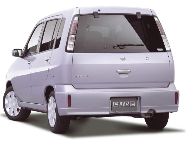 Фото Nissan Cube I Рестайлинг (Z10) Компактвэн