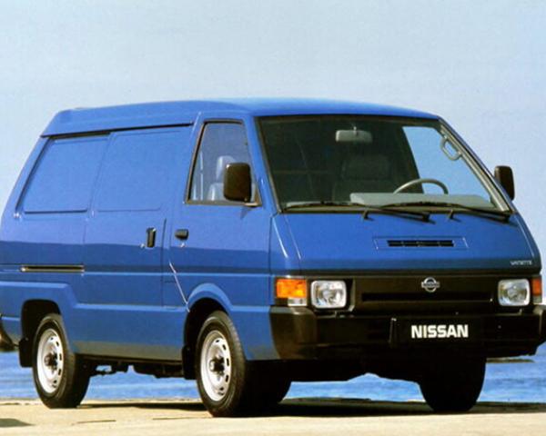 Фото Nissan Vanette II Фургон