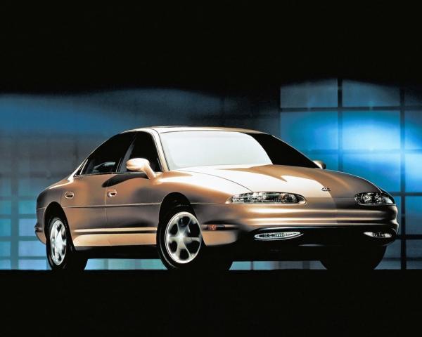 Фото Oldsmobile Aurora I Седан