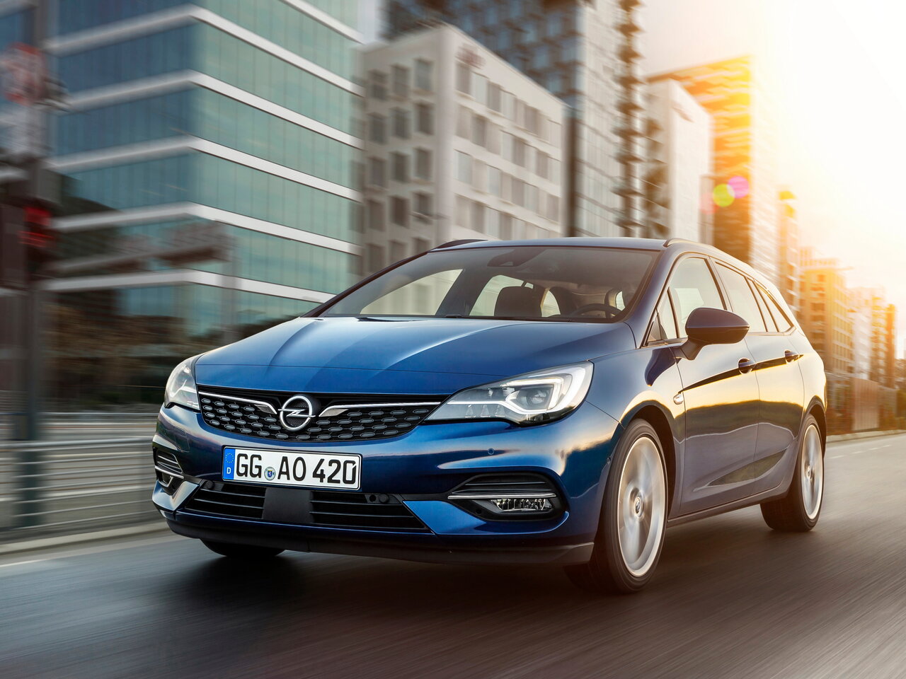 Характеристики 1.5 AT Дизель, Передний привод, Автомат, 122 л.с. Opel Astra  2019 - 2021, Универсал 5 дв.