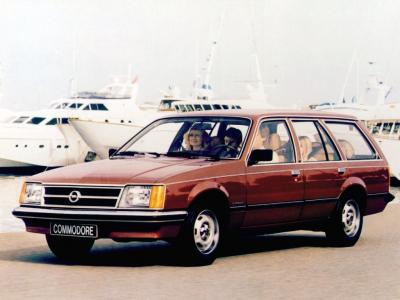 Фото Opel Commodore  Универсал 5 дв.