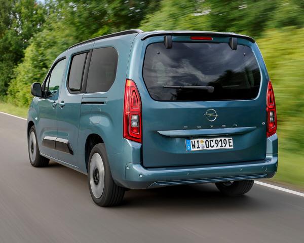 Фото Opel Combo E Рестайлинг Компактвэн XL