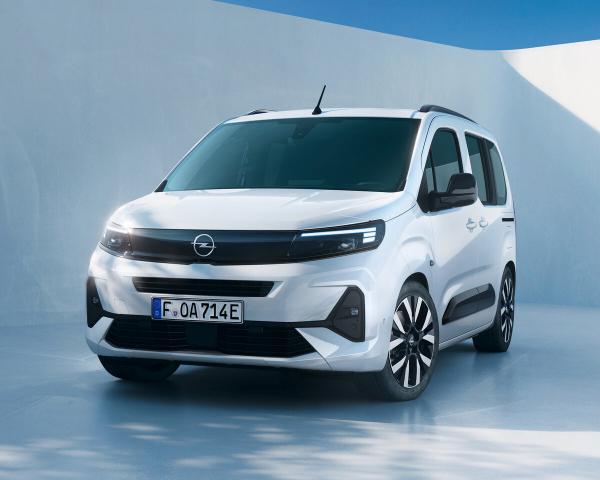 Фото Opel Combo E Рестайлинг Компактвэн