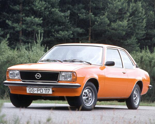 Фото Opel Ascona B Седан 2 дв.