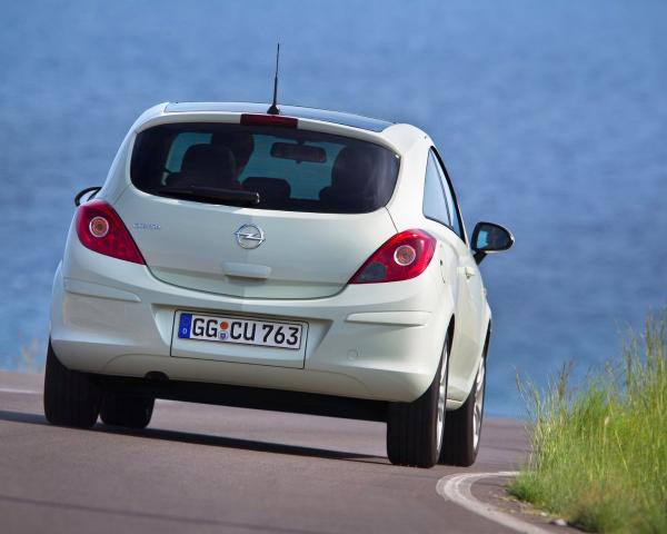 Фото Opel Corsa D Рестайлинг II Хэтчбек 3 дв.