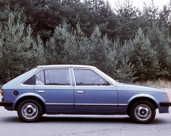 Фото Opel Kadett D Хэтчбек 5 дв.