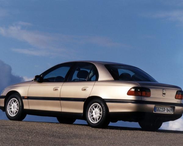 Фото Opel Omega B Седан