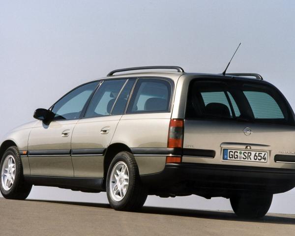 Фото Opel Omega B Универсал 5 дв.