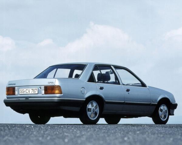 Фото Opel Rekord E Седан