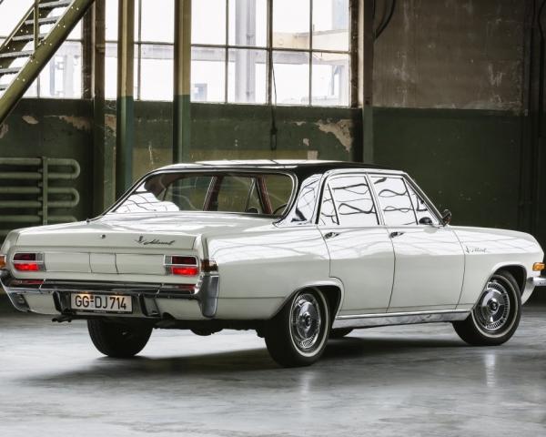 Фото Opel Admiral A Седан