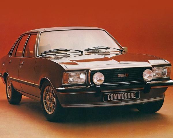 Фото Opel Commodore B Седан