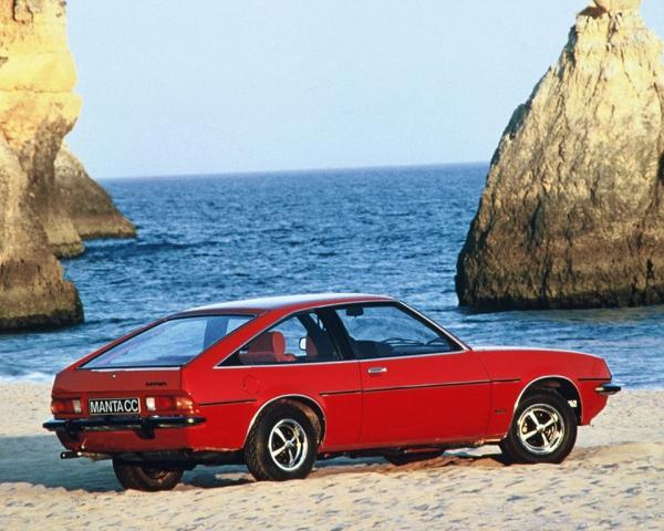 Фото Opel Manta B Хэтчбек 3 дв.