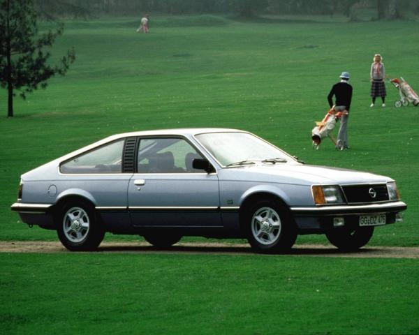 Фото Opel Monza I Хэтчбек 3 дв.