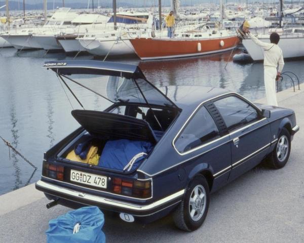 Фото Opel Monza I Хэтчбек 3 дв.