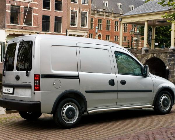 Фото Opel Combo C Рестайлинг Фургон