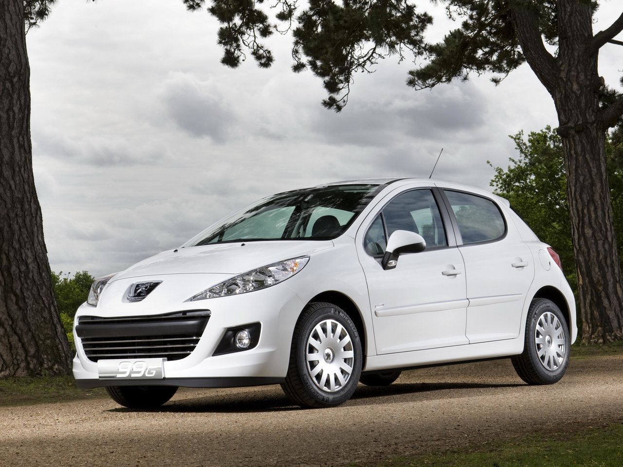 Фото Peugeot 207 I Рестайлинг