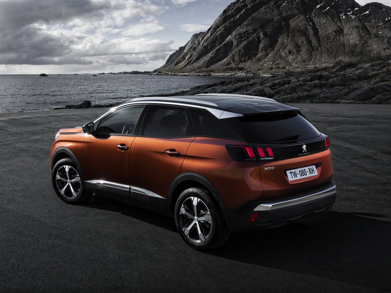 Фото Peugeot 3008 II