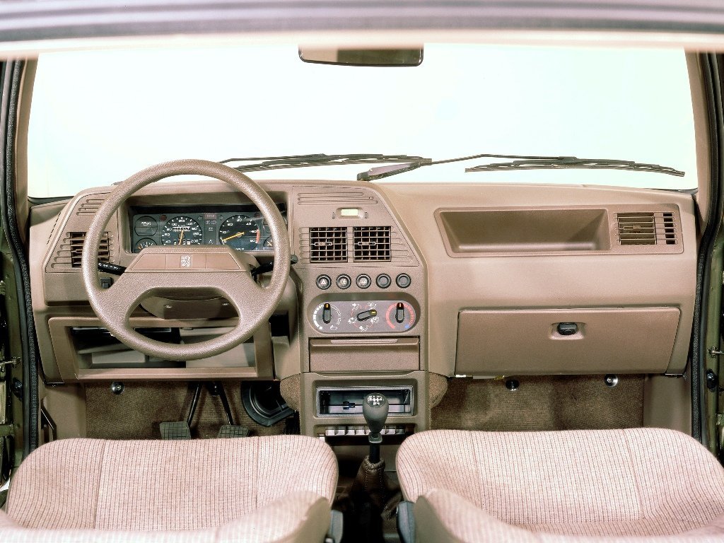 Фото Peugeot 309 I Хэтчбек 5 дв.