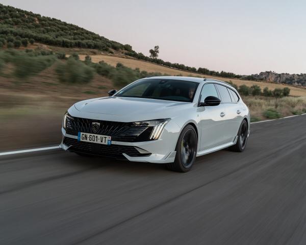 Фото Peugeot 508 II Рестайлинг Универсал 5 дв.