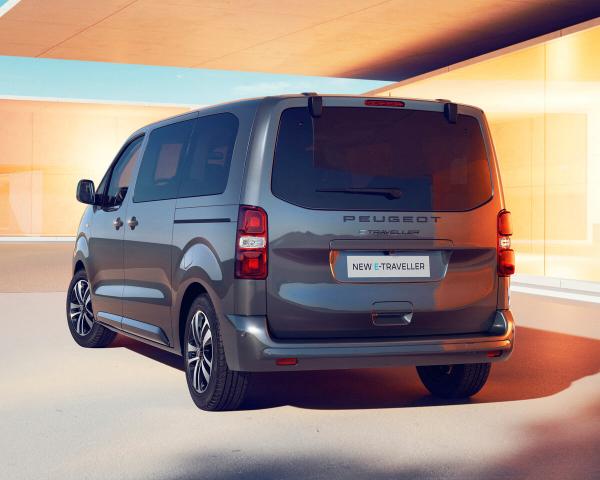 Фото Peugeot Traveller I Рестайлинг Минивэн