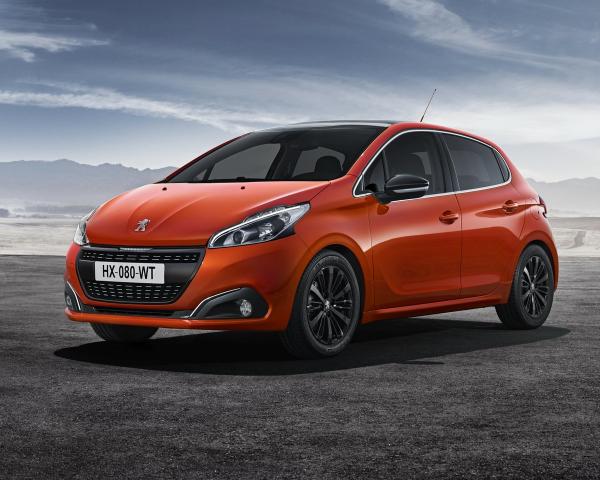 Фото Peugeot 208 I Рестайлинг Хэтчбек 5 дв.