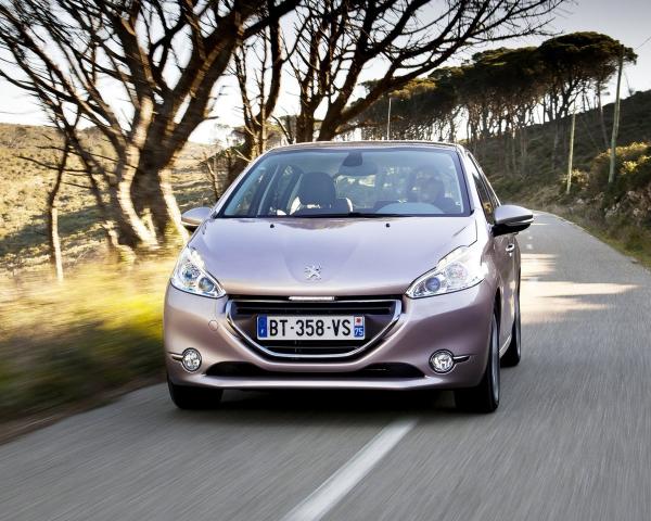 Фото Peugeot 208 I Хэтчбек 5 дв.