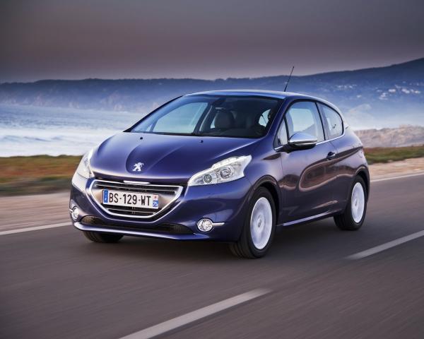 Фото Peugeot 208 I Хэтчбек 3 дв.