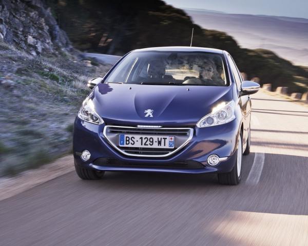 Фото Peugeot 208 I Хэтчбек 3 дв.