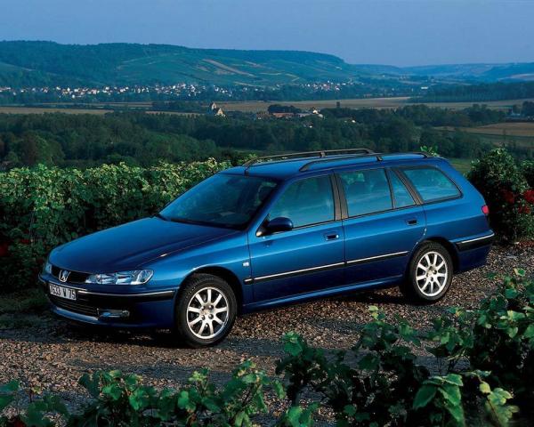 Фото Peugeot 406 I Рестайлинг Универсал 5 дв.