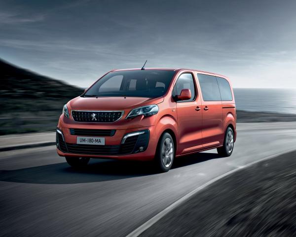 Фото Peugeot Traveller I Минивэн