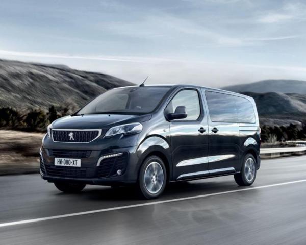 Фото Peugeot Traveller I Минивэн Long