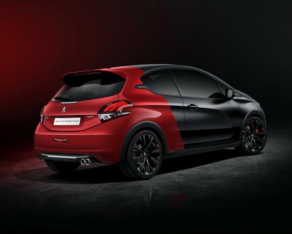 Фото Peugeot 208 GTi I Рестайлинг Хэтчбек 3 дв.