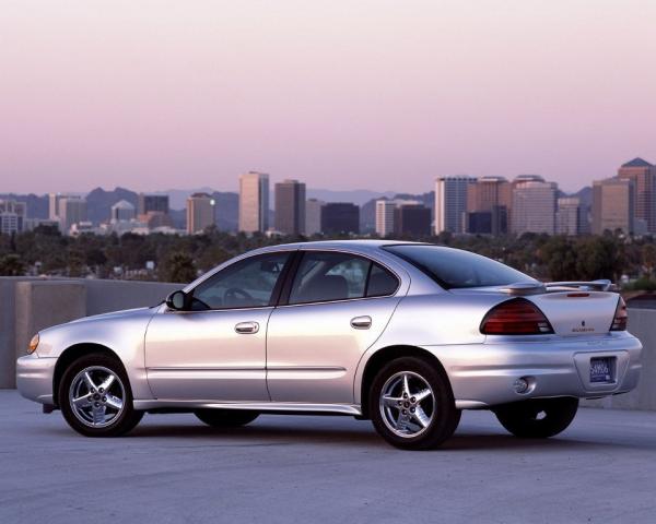 Фото Pontiac Grand AM V Седан