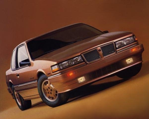 Фото Pontiac Grand AM III Купе