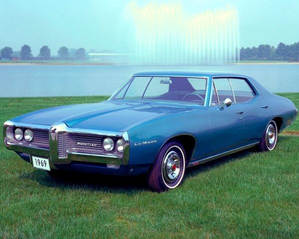 Фото Pontiac LeMans III Седан-хардтоп