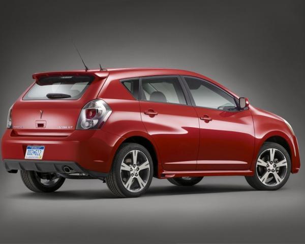 Фото Pontiac Vibe II Хэтчбек 5 дв.