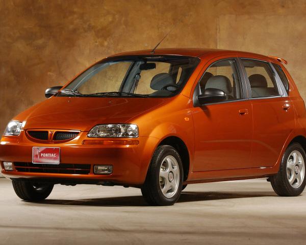 Фото Pontiac Wave T200 Хэтчбек 5 дв.