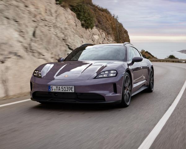 Фото Porsche Taycan I Рестайлинг Универсал 5 дв.