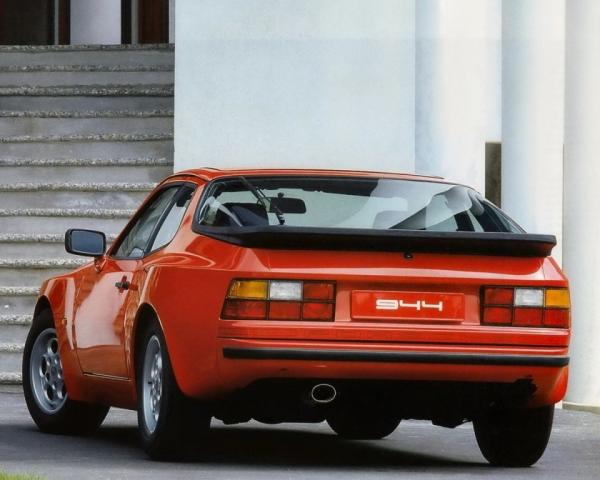 Фото Porsche 944 I Купе