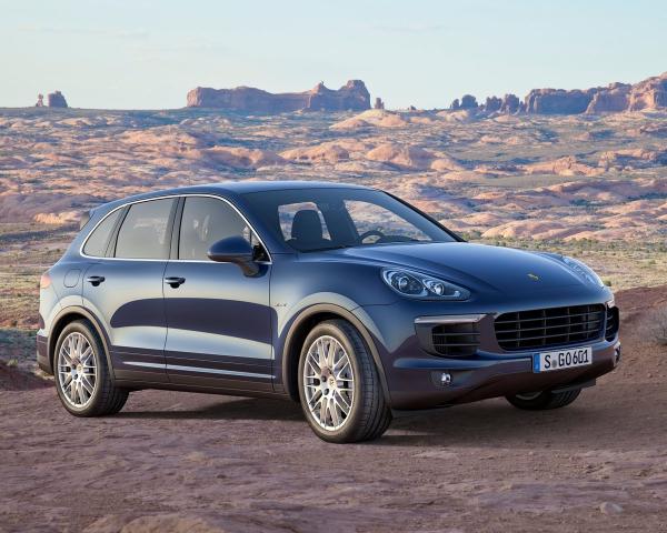 Фото Porsche Cayenne II Рестайлинг (958) Внедорожник 5 дв.