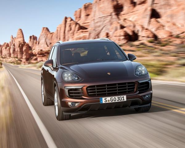 Фото Porsche Cayenne II Рестайлинг (958) Внедорожник 5 дв.