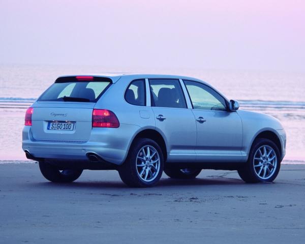 Фото Porsche Cayenne I (955) Внедорожник 5 дв.