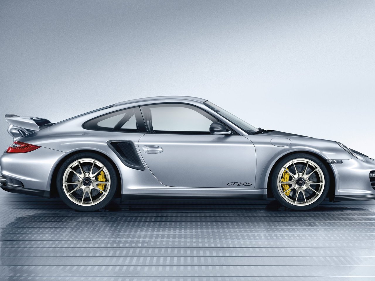 Фото Porsche 911 GT2 997 Рестайлинг